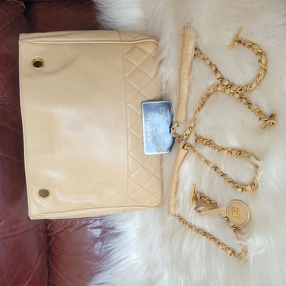 CHANEL Vintage - Picture 5 of 17